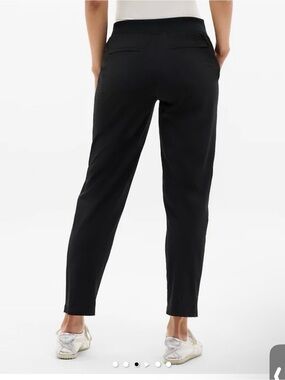 Athleta Black Brooklyn Ankle-Length Pull-On Tapered Pants